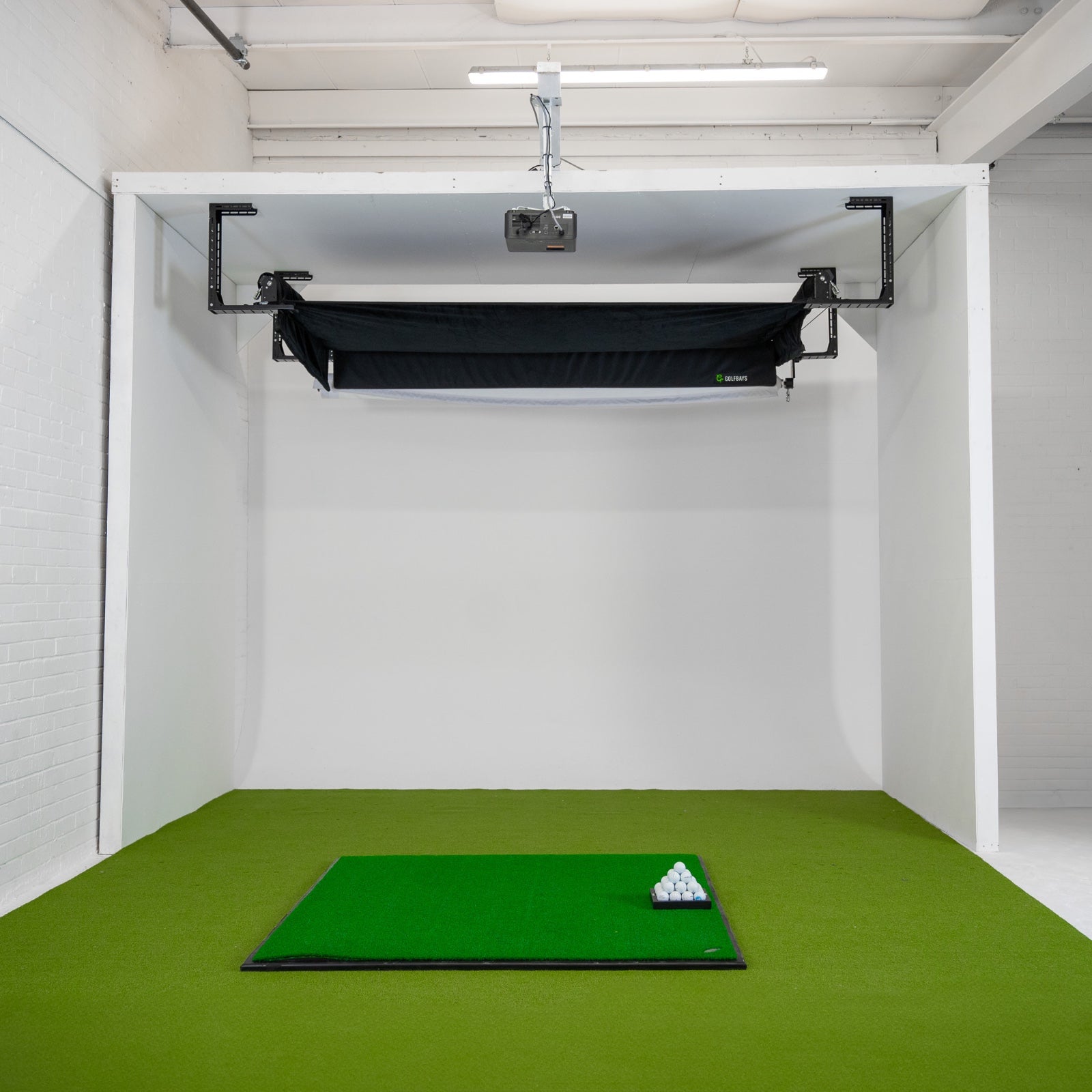 Golfbays Retractable Simbox Golf Simulator Enclosure - W 2.6m x H 3m x D 1.2m